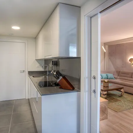 Apartment Penthouse On The First Line *