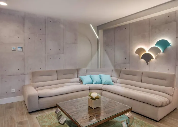 Penthouse On The First Line Διαμέρισμα *